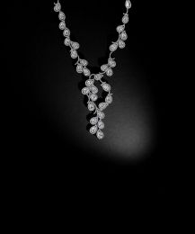 Vigne the necklace pear shape diamonds